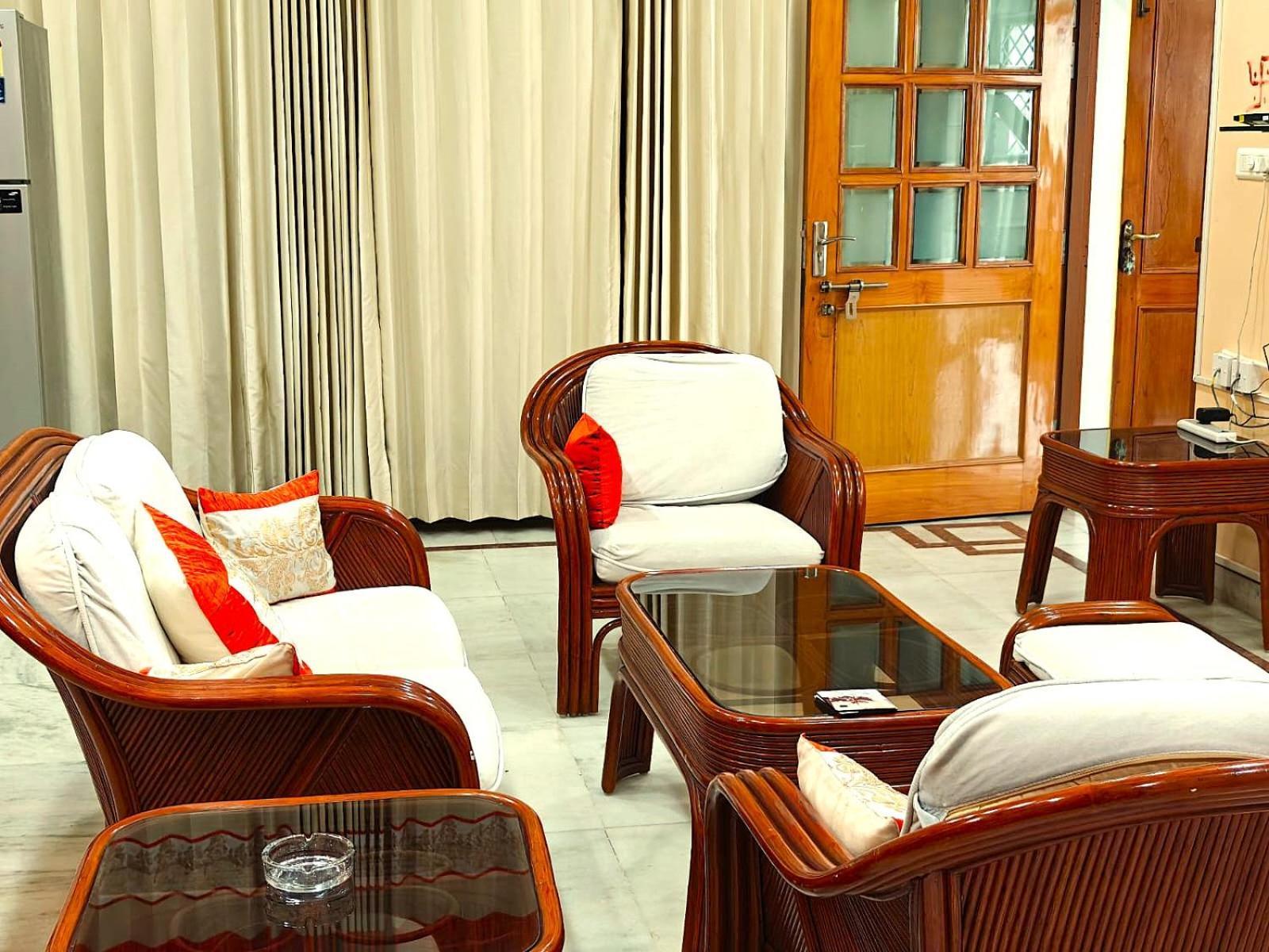 Fully Furnished Ish, Atithya Homestay With Various Amenities And Free Services In Lucknow, India Buitenkant foto